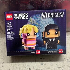 LEGO BrickHeadz Wednesday & Enid Set with Pink and Black